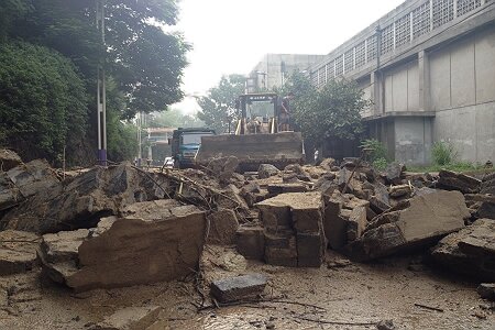 总段多措并举保障雨季道路畅通