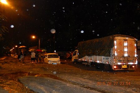 总段连夜抢险保障公路畅通