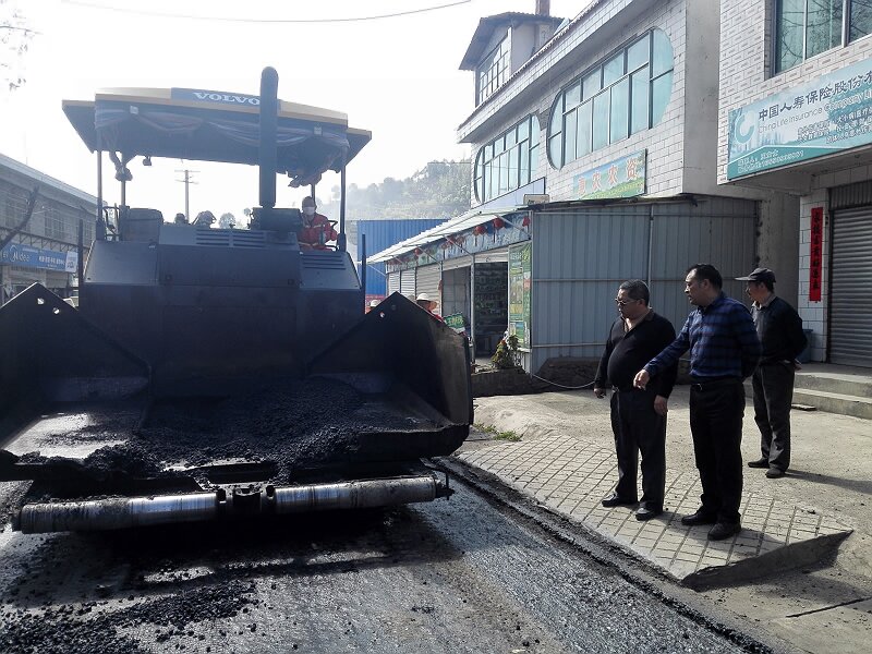 总段领导节前督查施工工作