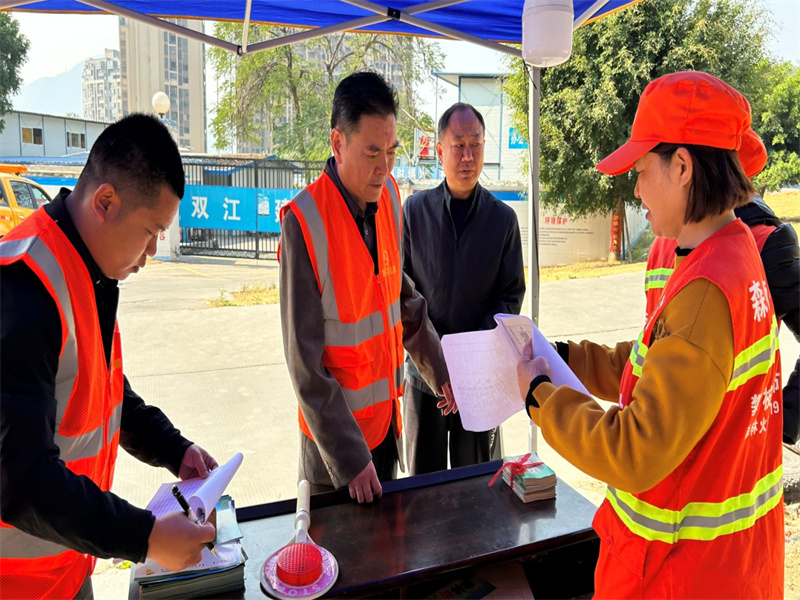 市养路总段认真落实市局包县督导西区森林草原防灭火工作