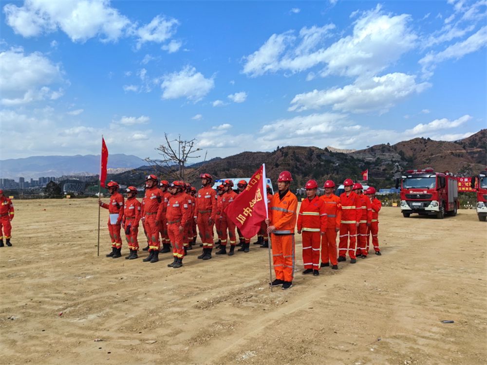 总段参加抗震救灾综合演练